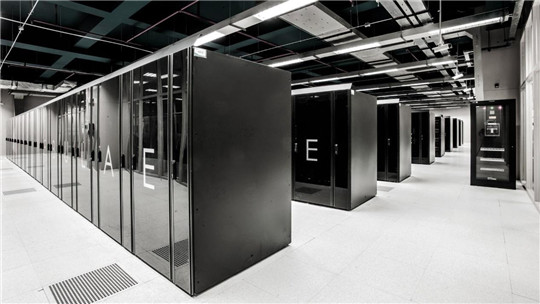 華全發(fā)電機組為大數據中心提供電力保障